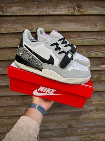 Кросівки Nike Air Jordan Legacy 312 Low (світло сірі)