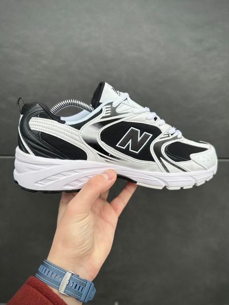 Кросівки New Balance 530 (чорно-білі)