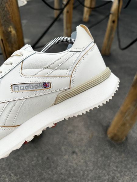 Кросівки Reebok LX 2200 (creamy, шкіра)