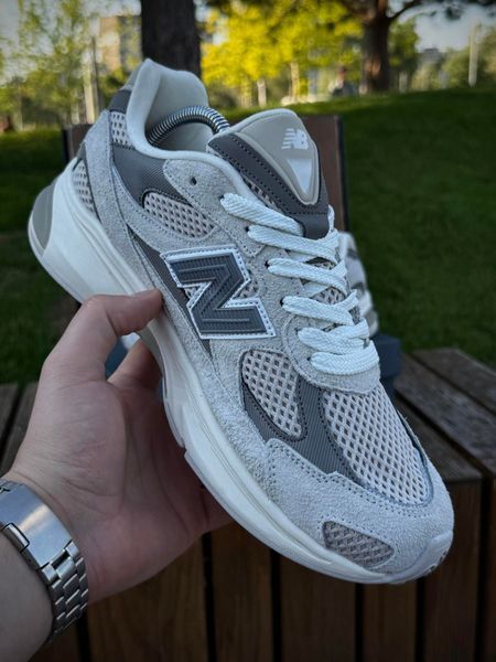 Кросівки New Balance 2010, світло сірі