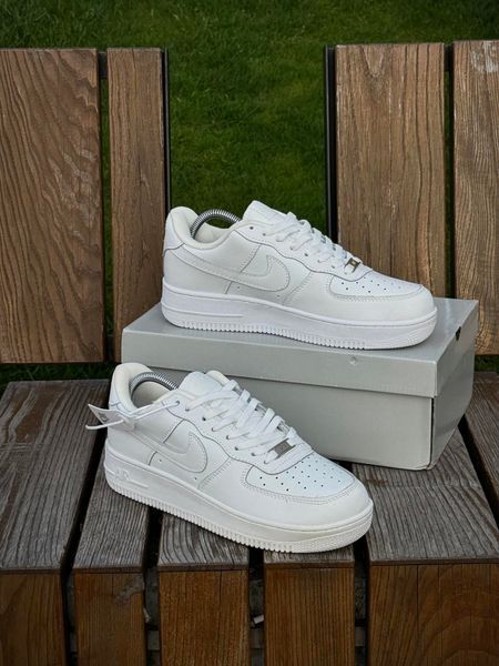 Кросівки Nike Air Force (білі)