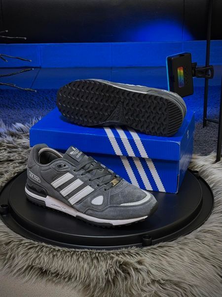 Кросівки Adidas ZX 750, сірі / замша
