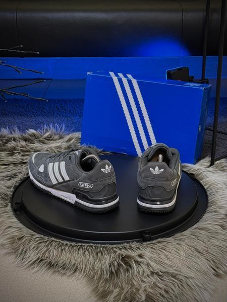 Кросівки Adidas ZX 750, сірі / замша