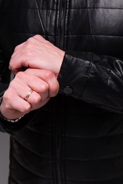 Куртка чоловіча з екошкіри ,демісезонна ,без капюшона ,на застібці