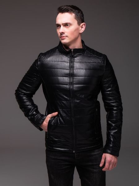 Куртка чоловіча з екошкіри ,демісезонна ,без капюшона ,на застібці