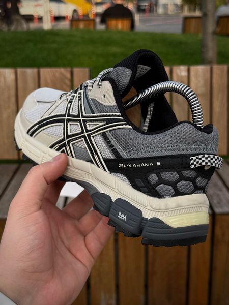 Кросівки Asics Gel Kahana 8, світлі (сітка)
