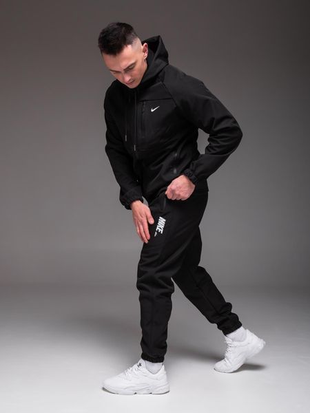 Чоловічий утеплений костюм Softshell з капюшоном чорний