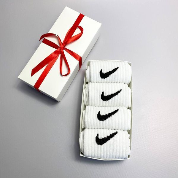 Набір чоловічих високих шкарпеток Nike 41-45 на 4 пари у подарунковій коробці із стрічкою