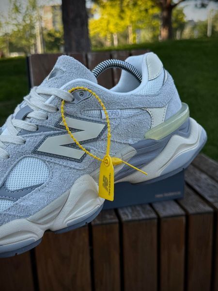 Кросівки New Balance 9060, сірі