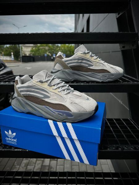 Adidas Yeezy Boost 700 V2 (gray & brown)