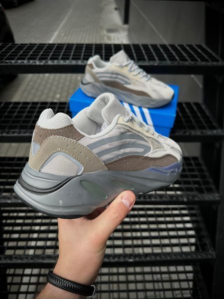 Adidas Yeezy Boost 700 V2 (gray & brown)