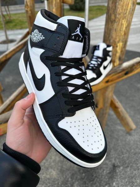 Кросівки Nike Air Jordan 1 (black / white)