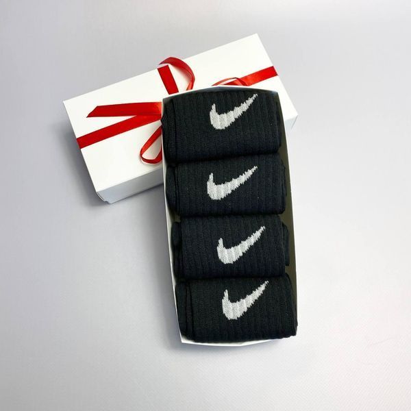 Набір чоловічих високих шкарпеток Nike 41-45 на 4 пари у подарунковій коробці із стрічкою