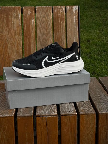 Кросівки Nike Vomero React X, чорно білі (літні, сітка)