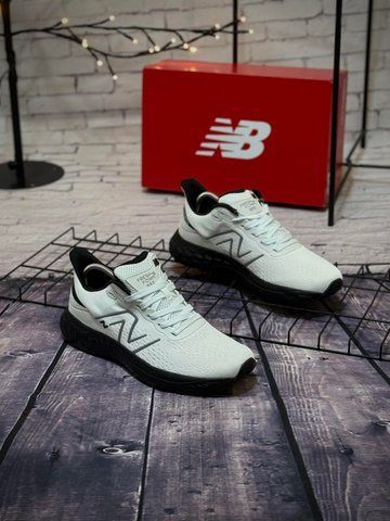 Кросівки New Balance Fresh Foam 880, білі (сітка) літні