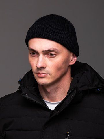 Шапка чоловіча докер в'язана щільна в рубчик чорна