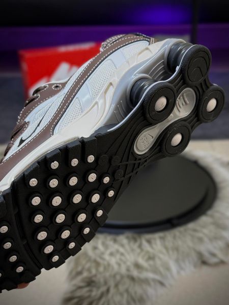 Кросівки Nike SHOX TL X SUPREME, коричневі