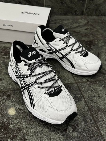 Зимові кросівки Asics Gel-Kahana 8 (білі, з хутром)