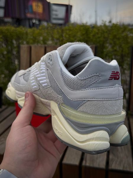 Кросівки New Balance 9060, сірі