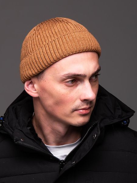Шапка чоловіча докер в'язана щільна в рубчик бежева