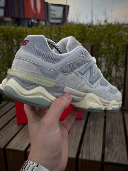 Кросівки New Balance 9060, сірі