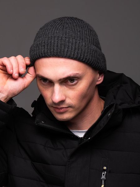 Шапка чоловіча докер в'язана щільна в рубчик темно-сіра