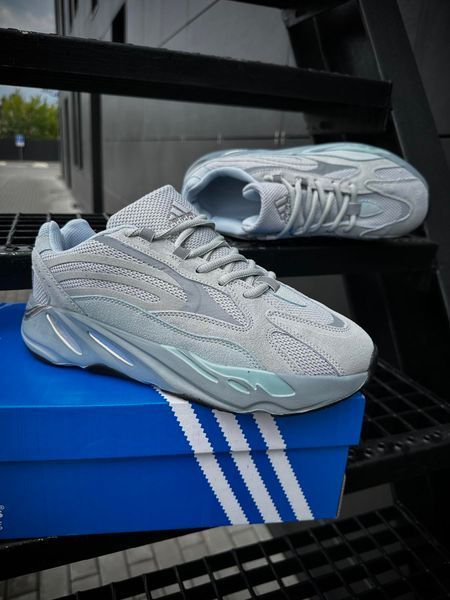 Adidas Yeezy Boost 700 V2 (gray & blue)