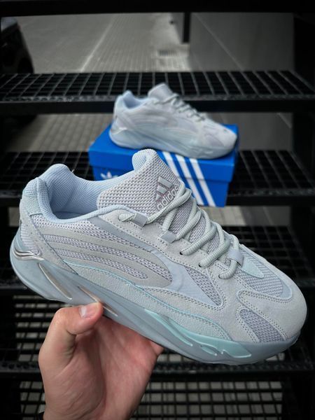Adidas Yeezy Boost 700 V2 (gray & blue)