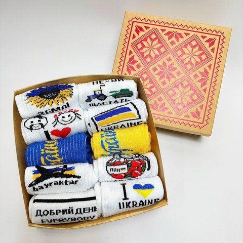 Набір жіночих високих шкарпеток на 10 пар 36-41 у подарунковій коробці