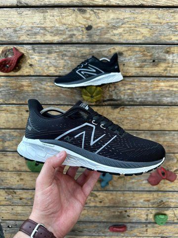 Кросівки New Balance Fresh Foam 860 (black white)