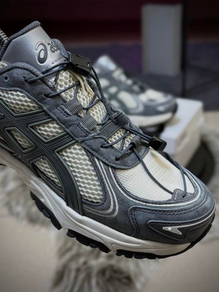 Кросівки Asics Gel Kahana TR V4, сірі замша