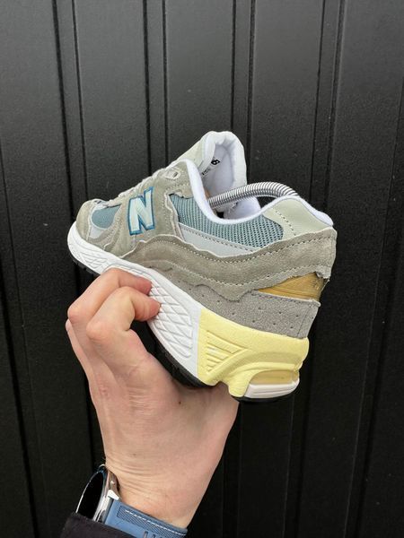 Кросівки New Balance 2002R (light green)