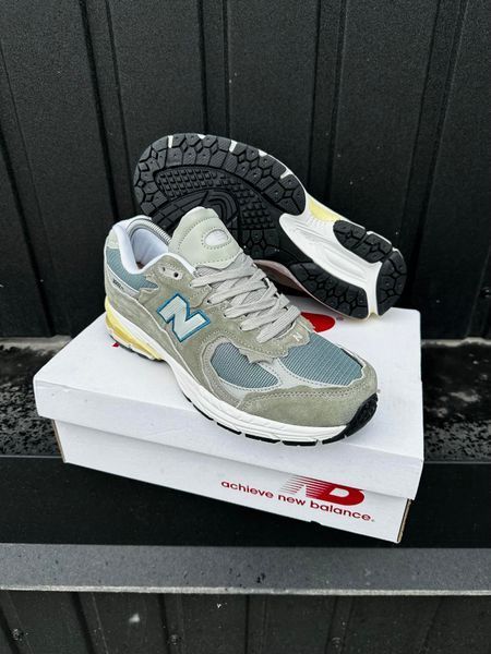 Кросівки New Balance 2002R (light green)