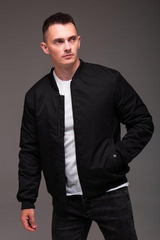 Куртка бомбер утеплена,чоловіча, на блискавці , чорна