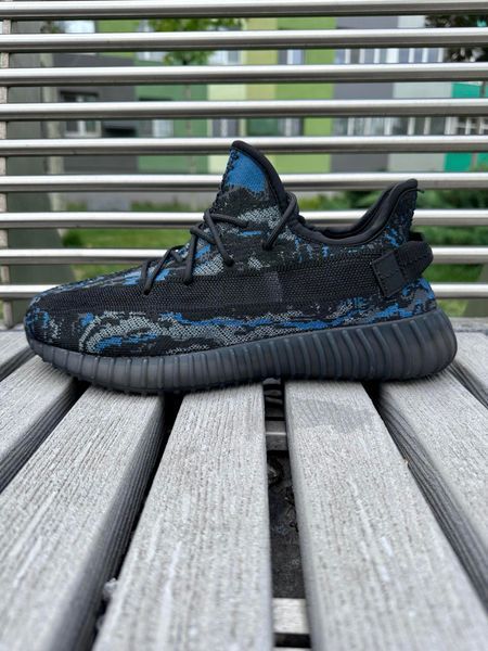 Кросівки Adidas Yeesy Boost 350 Blue / Camo