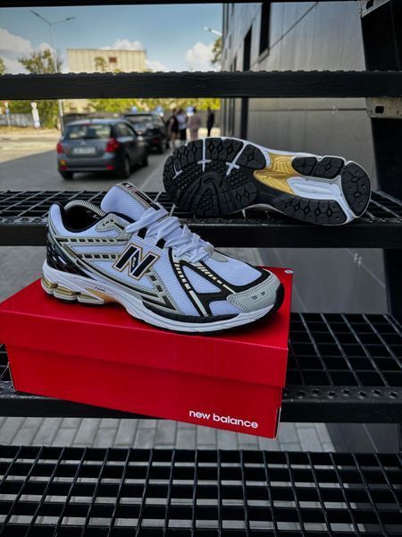 Кросівки New Balance 1906R (white & gold)