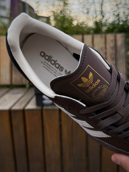 Кросівки Adidas Samba, коричневі