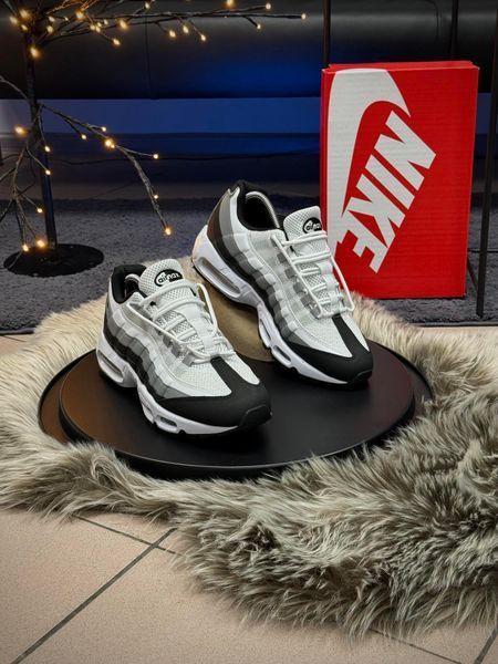 Кросівки Nike Air Max 95, чорно білі
