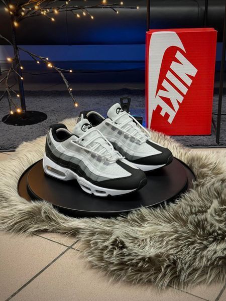 Кросівки Nike Air Max 95, чорно білі