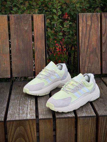 Кросівки Adidas ZX22 BOOST, світлі (літні)