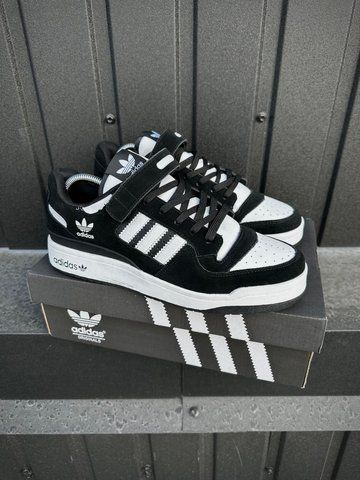 Кросівки Adidas Forum low, замша (чорно білі)