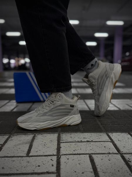 Зимові вологозахисні Кросівки Adidas Yeezy Boost 700, світлі beige