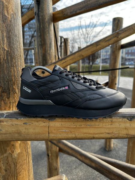 Кросівки Reebok LX 2200 (чорні, шкіра)