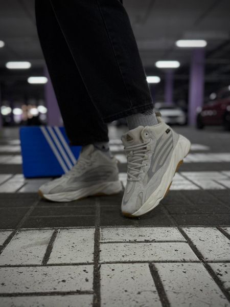 Зимові вологозахисні Кросівки Adidas Yeezy Boost 700, світлі beige