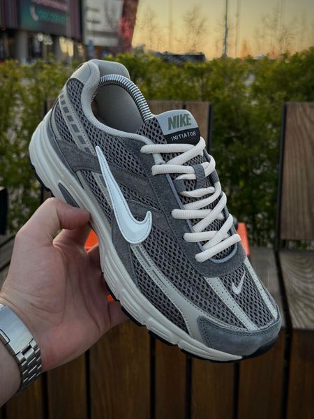 Кросівки Nike Initiator, світлі (сітка, літні)