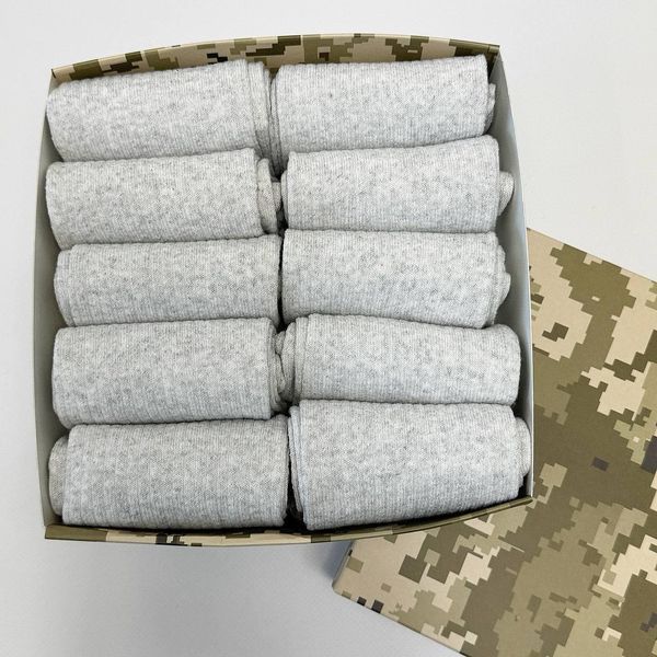 Набір чоловічих високих шкарпеток в рубчик на 10 пар 41-45 у подарунковій коробці