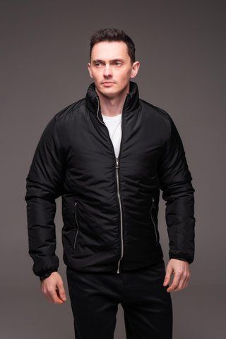 Куртка чоловіча зі стійкою без капюшона чорна