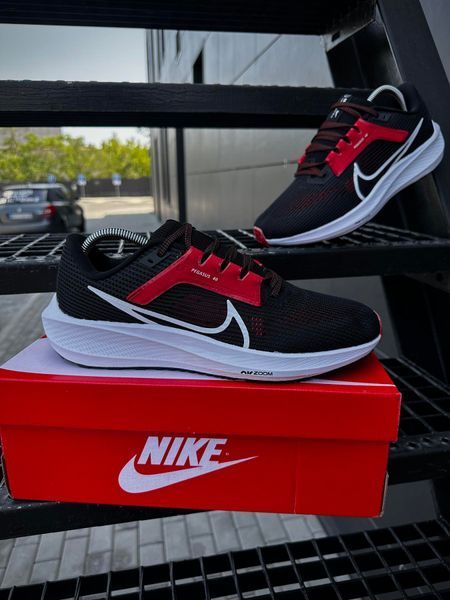 Кросівки Nike Zoom Pegasus 40 (чорно-білі)