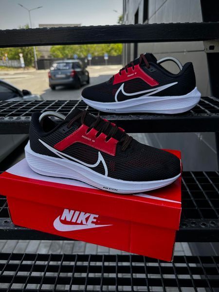 Кросівки Nike Zoom Pegasus 40 (чорно-білі)