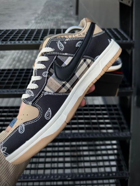 Кросівки Nike SB Dunk Low x Travis Scott Cactus Jack